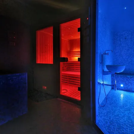 Happy Atelier Centro & 3* Гардоне Ривьера