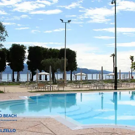 Happy Atelier Gardone Vittoriale & Hotel 3*