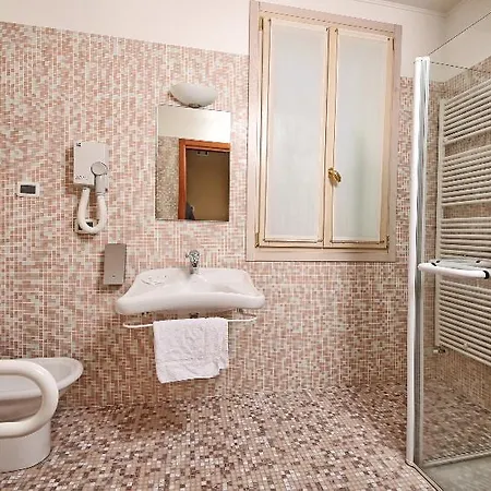 Hotel Happy Atelier Gardone Vittoriale & 3*