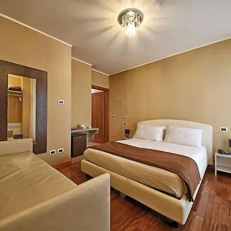 Happy Atelier Centro & 3* Гардоне Ривьера
